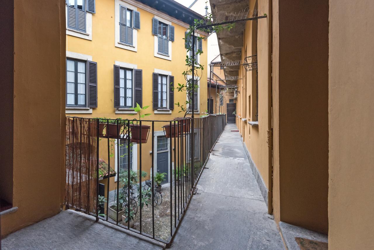 Porta Romana - Rentclass Adelson Apartment Milan Bagian luar foto